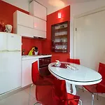 Tin Lejlighed