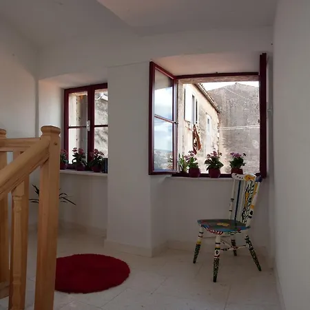 Tin Apartamento *